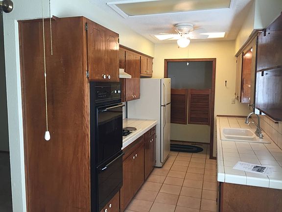 4th image of 716 S Plum Ave