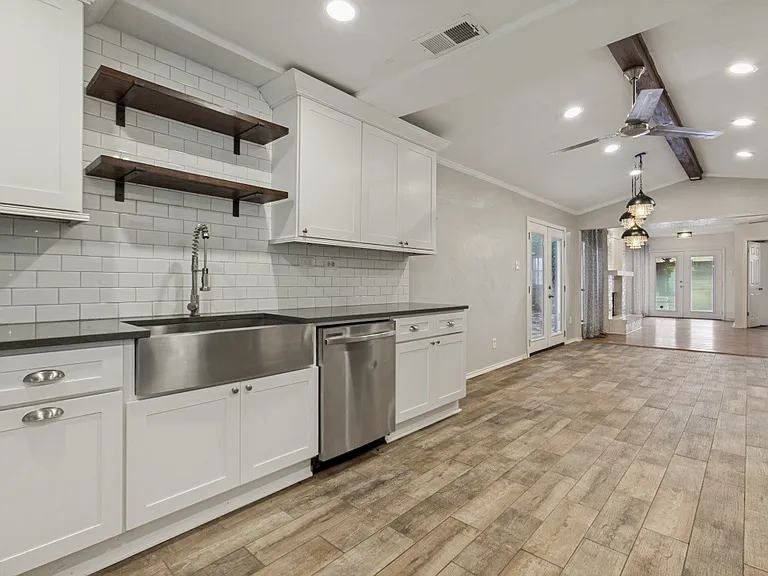 13238 Carthage Ln — Photo 13