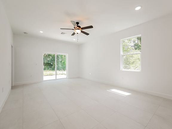 5th image of 4414 Bessie Ave