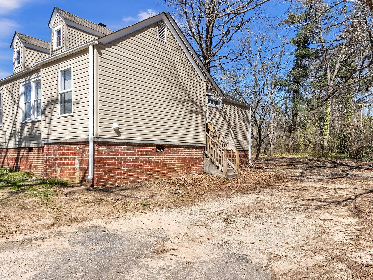 2 bed, 1152 sqft, $2,200 — Photo 4