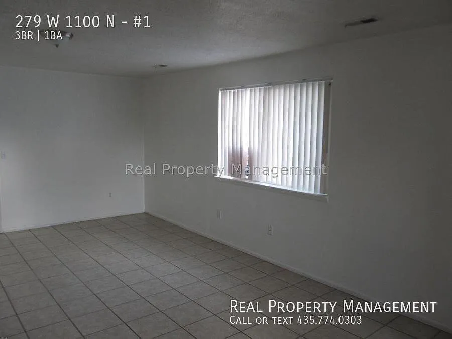 279 W 1100 N — Photo 4