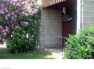 22 Prospect St APT 46, Manchester, CT 06040