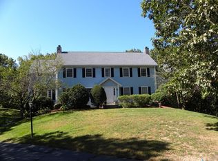 5 Milestone Ave, Chelmsford, MA 01824