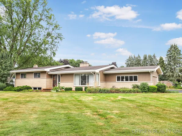 5776 Country View Dr, Allendale, MI 49401
