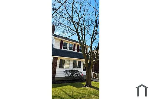 1128 Pearl St Photo 1