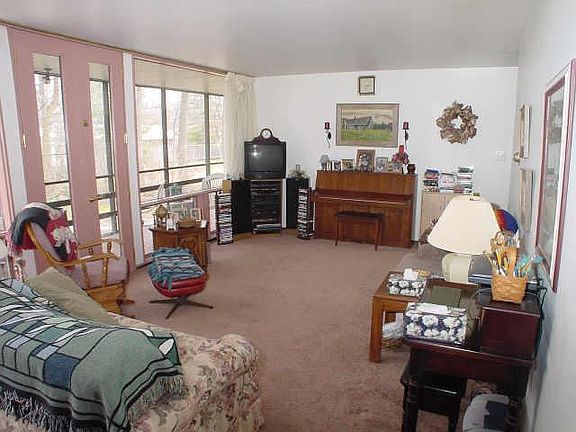 4th image of 4545 N Chatham Pl