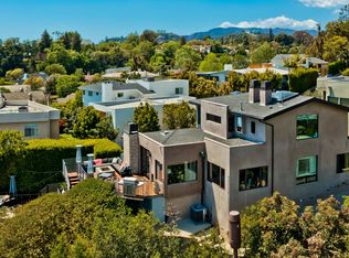 324 N Bonhill Rd, Los Angeles, CA 90049