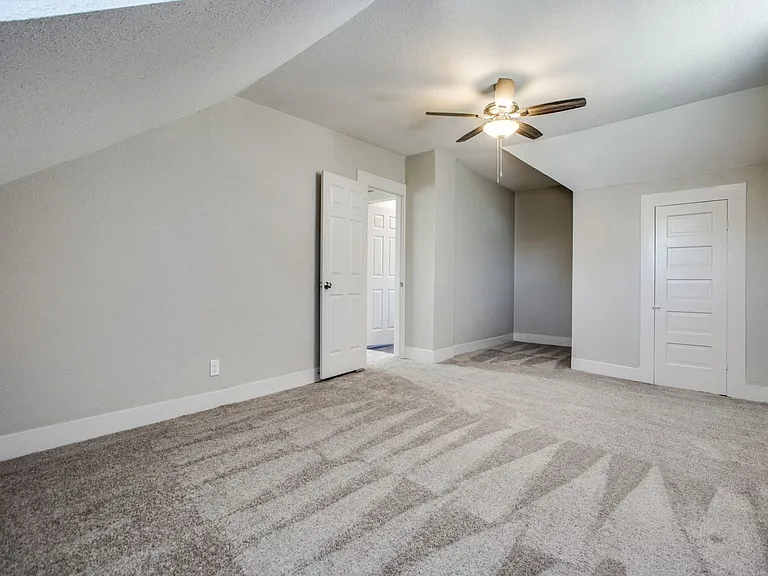 901 W Morton St — Photo 20