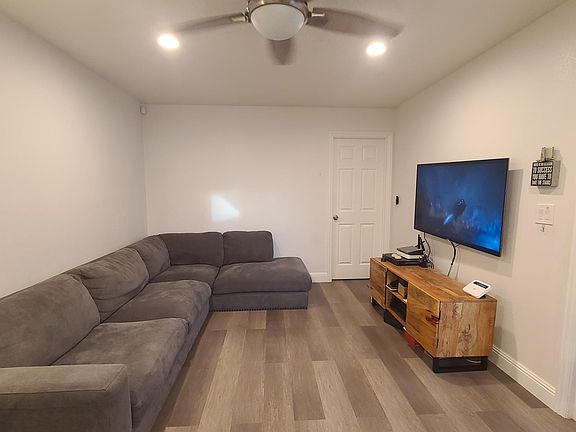 4th image of 2629 Georginia Ave