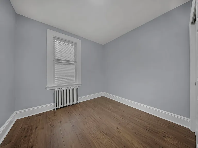 15 Tuttle St #1 — Photo 7