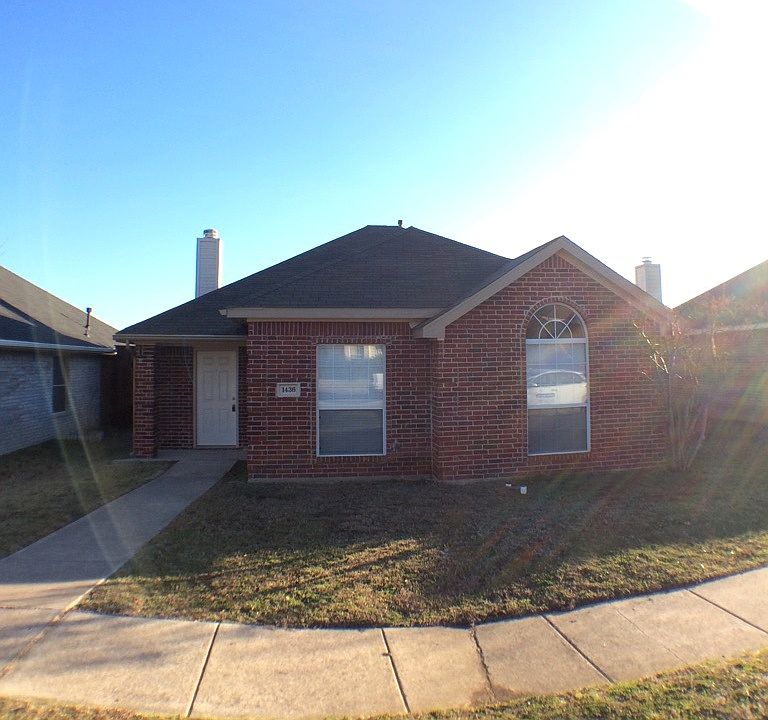 518740_FRONT_01272015