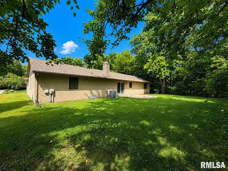 122 W Morningside Dr — Photo 5