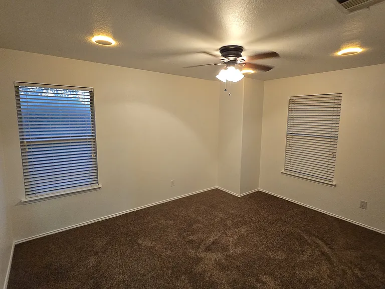 1207 Bellcrest Dr — Photo 15