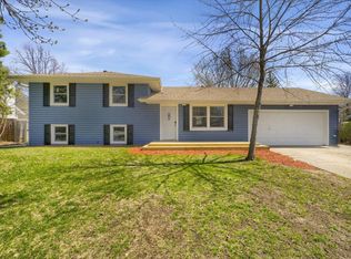 8679 Ironwood Ave S, Cottage Grove, MN 55016