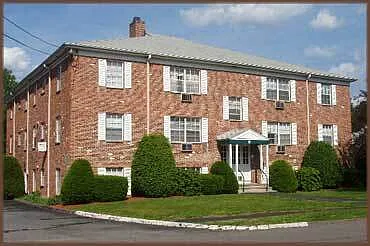 Brookside Apartments — Photo 1