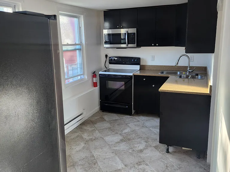 23 Brownell St #2 — Photo 12