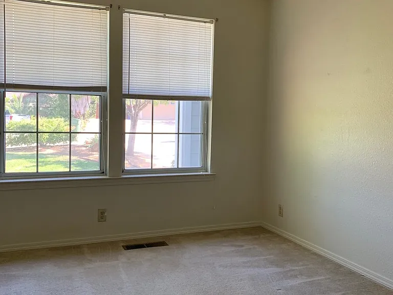 3756 Rosita Dr — Photo 14