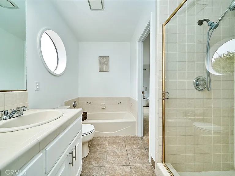 503 Longden Dr — Photo 31