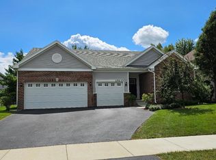 25233 W Zoumar Dr, Plainfield, IL 60586