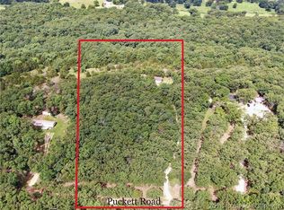 27 Puckett Rd, Eldon, MO 65026