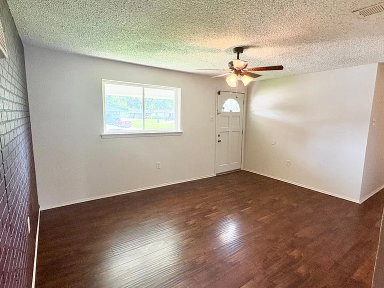 5945 W Fairlane Ct — Photo 5