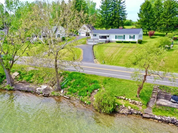 5567 W Lake Rd, Auburn, NY 13021