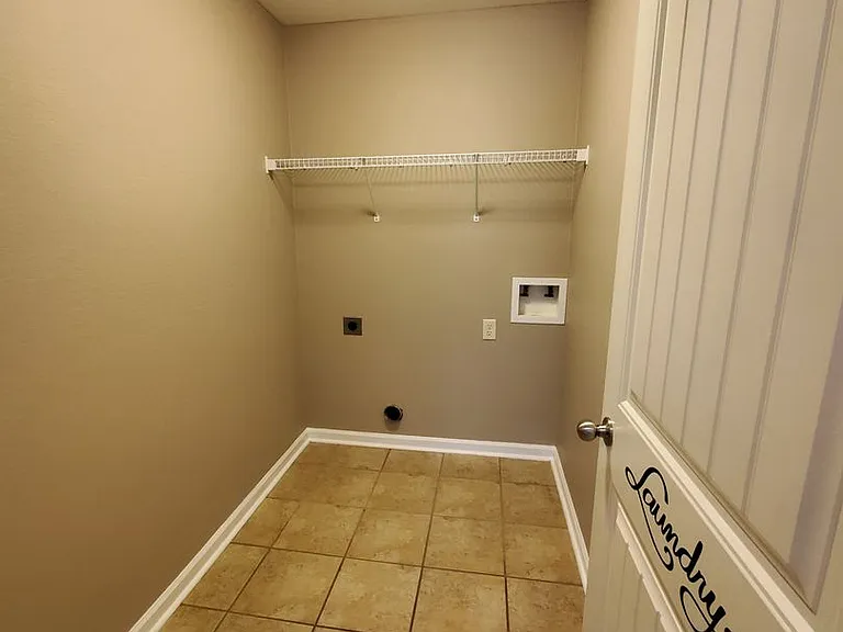 3571 Beulah Cir — Photo 7