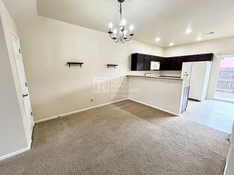2575 Shannara Grv — Photo 4