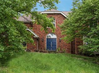 1893 Springmont Dr, Pittsburgh, PA 15241