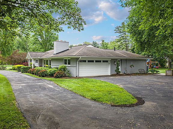 4th image of 31811 Vallen Ct