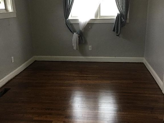 3rd image of 822 N Wild Olive Ave #&-824