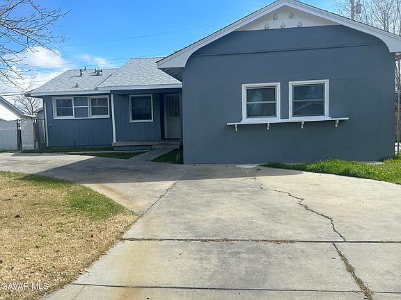 4th image of 45540 Lostwood Ave