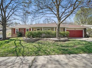 3301 Lightfoot Dr, Saint Charles, MO