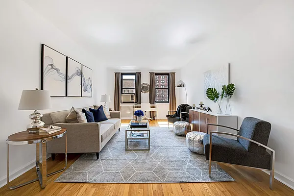 Sold by Compass | media 1