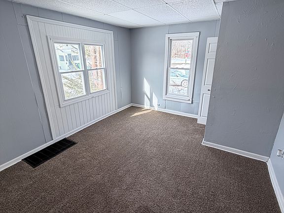 4th image of 351 Wunderlich Ave