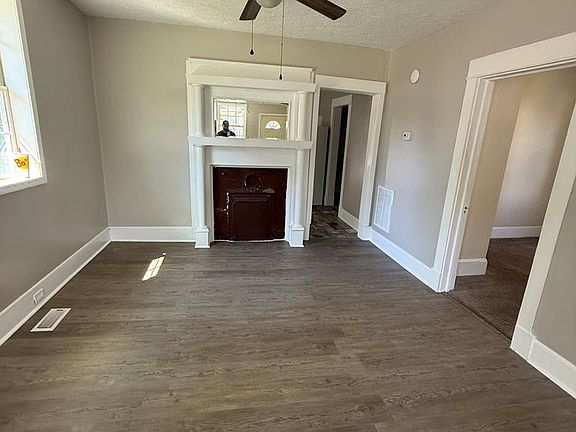 3rd image of 206 Withers Rd