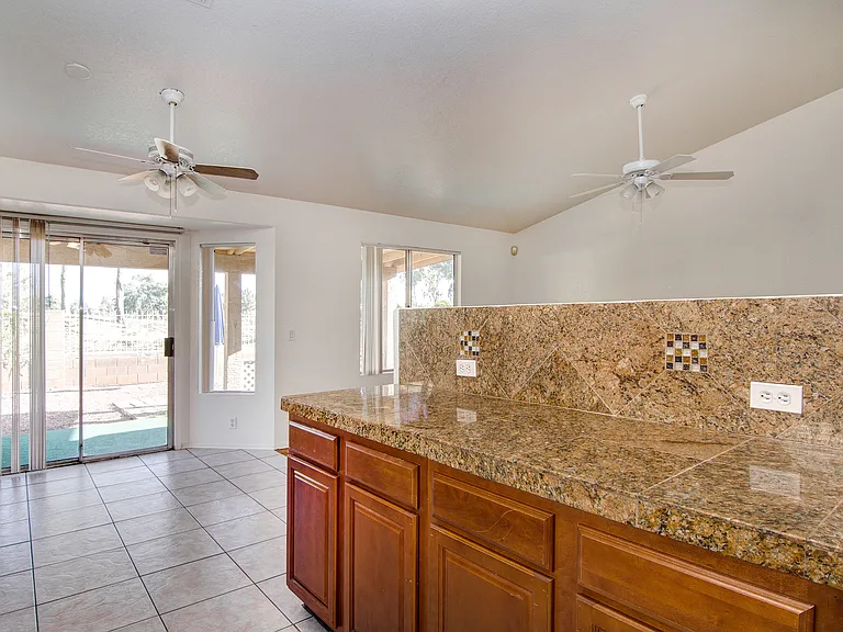 Palo Verde Homes - 6607 89th Ave — Photo 9