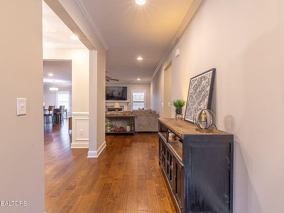 5th image of 7135 Volunteer Ridge Ln
