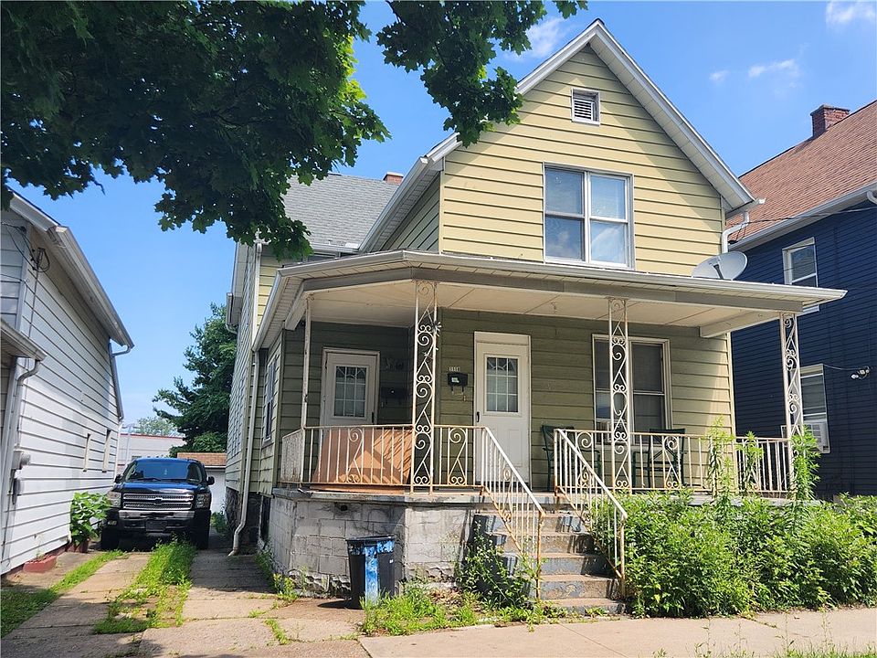1st image of 1118 E 8th St