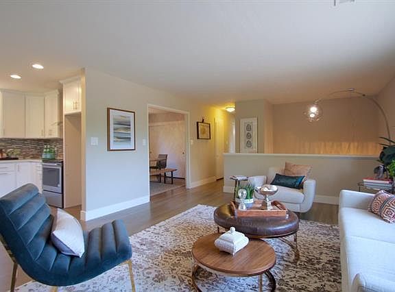 4th image of 1451 Maria Way