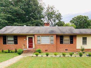 220 Stuttaford Dr, Sandston, VA 23150