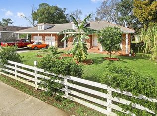 1323 Pace Blvd, New Orleans, LA 70114
