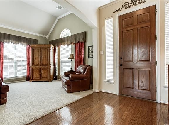 3rd image of 5812 Lavon Dr