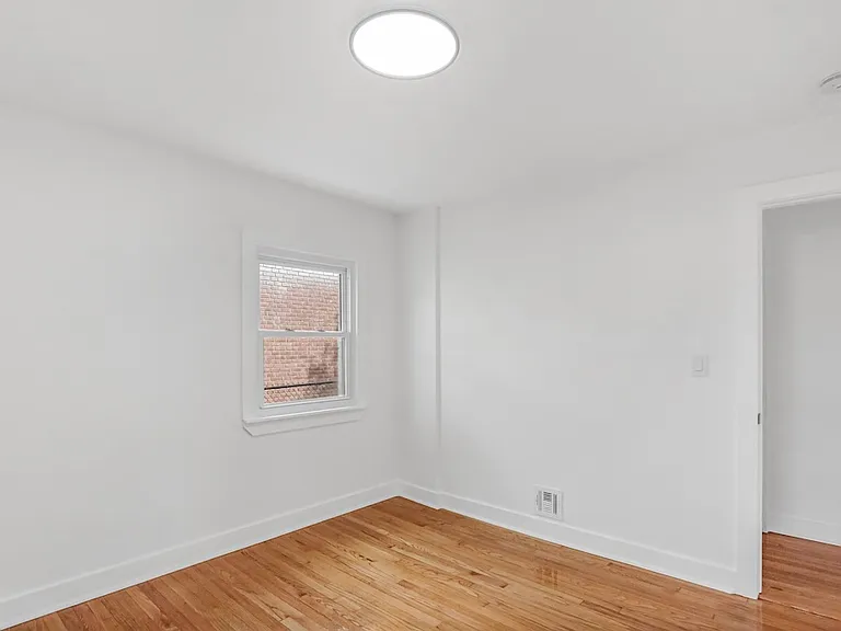 14 Columbus Ave — Photo 6