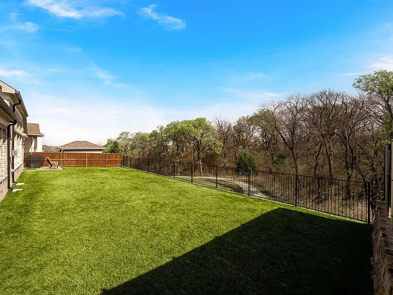 4602 Lorion Dr — Photo 39