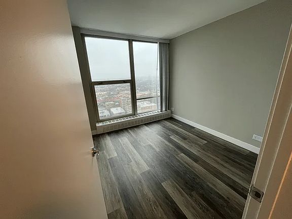 5th image of 5600-01 N Sheridan Rd #20E