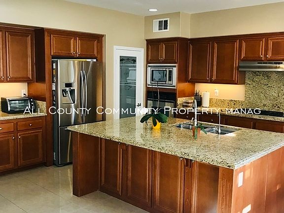 3rd image of 7147 Midnight Rose Cir