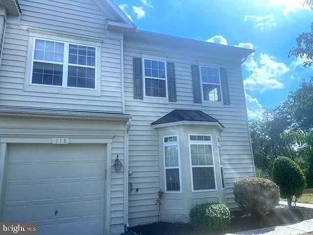 1st image of 115 Quinton Oaks Cir