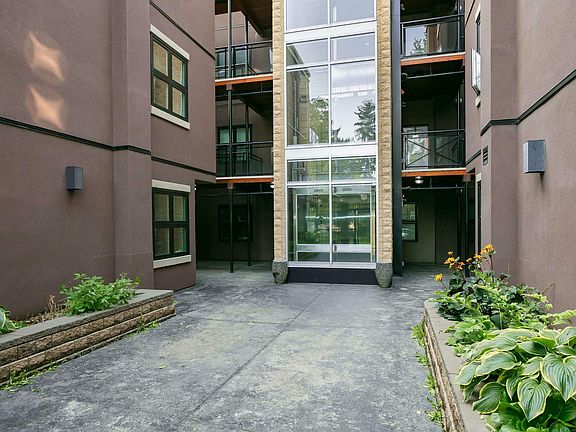 3rd image of 10811 72nd Ave NW #207