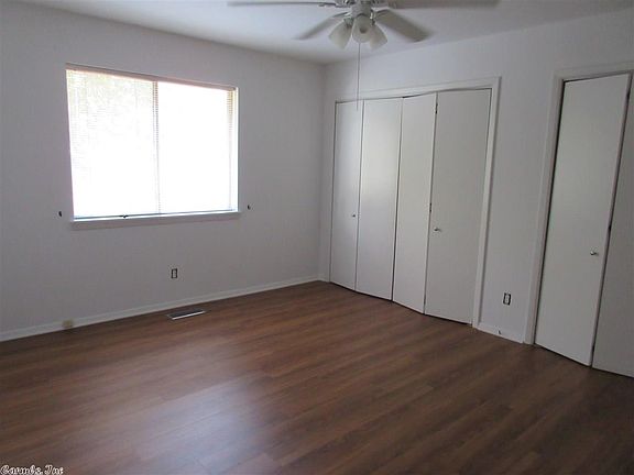 3rd image of 612 Chickadee Dr